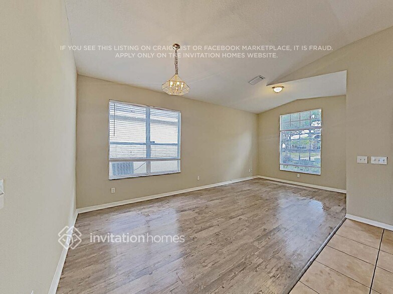 Building Photo - 13707 Ogakor Dr