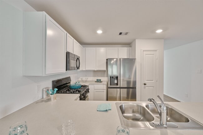 Building Photo - 3799 Solanum Dr