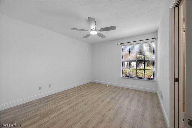 Building Photo - 6654 Tannin Ln