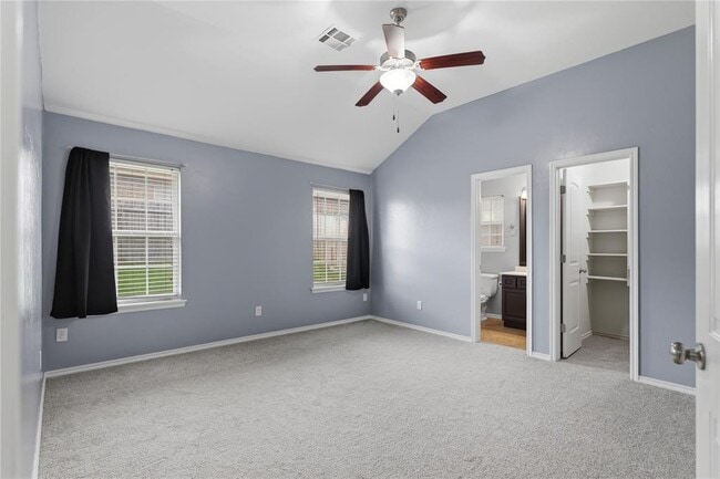 Building Photo - 605 Inverleith Cir