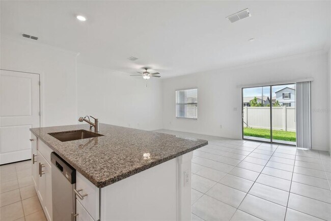 Building Photo - 9653 Ashworth Pl