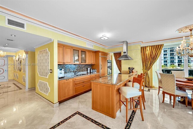 Building Photo - 1800 S Ocean Dr