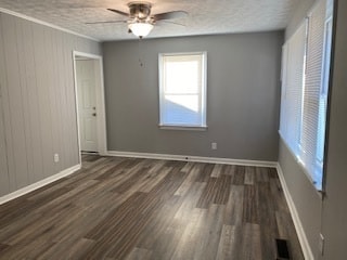 Building Photo - 2638 Summit Ave