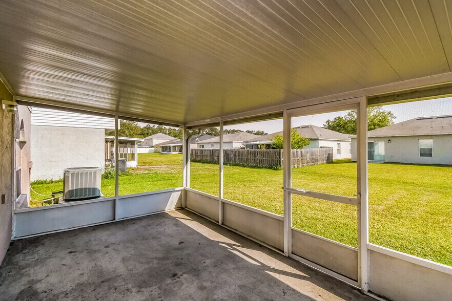 Building Photo - 4459 Marsh Hawk Dr S