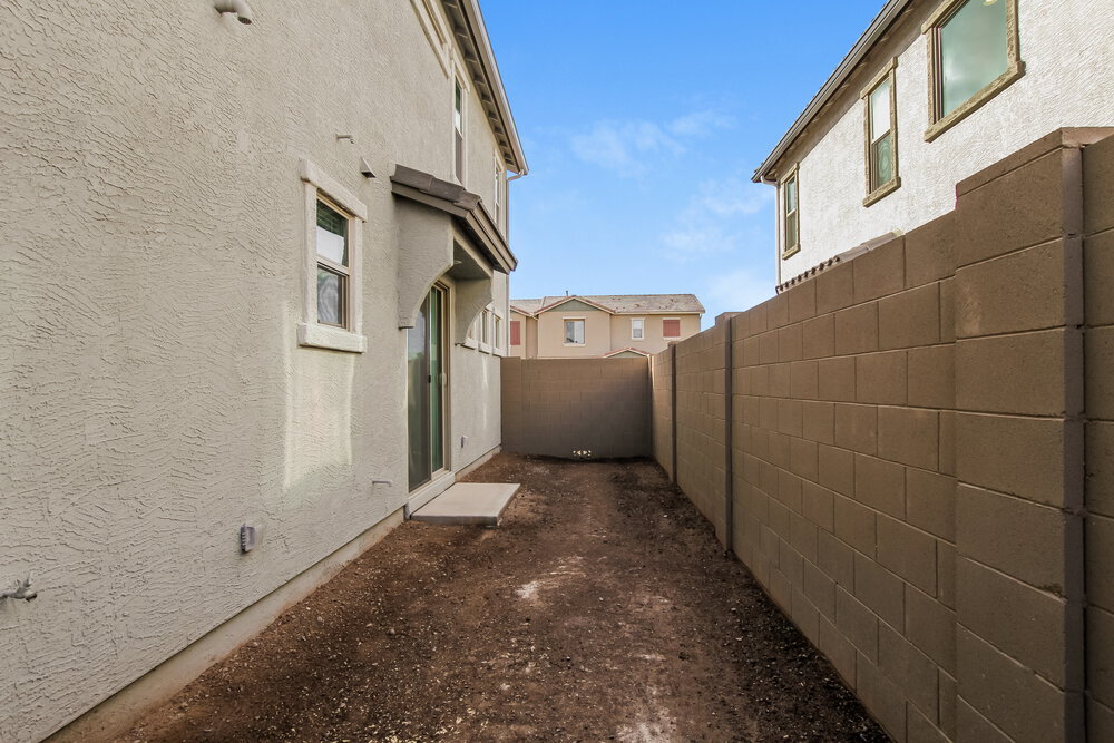 Building Photo - 3815 S 58th Ln