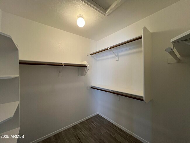 Building Photo - 8631 N 112th Ave