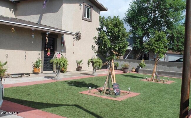 Building Photo - 4828 W Encanto Blvd