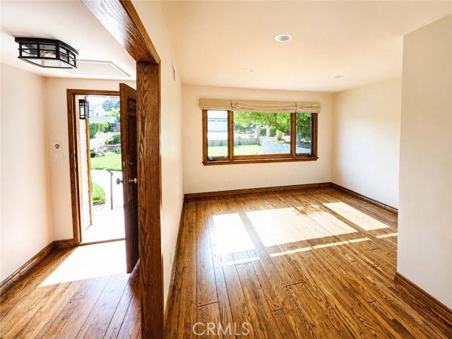 Building Photo - 4720 Hayman Ave