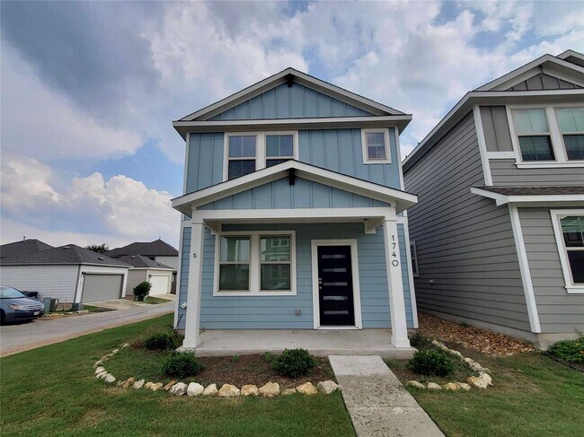 Building Photo - 1740 Fountain Bridge Dr