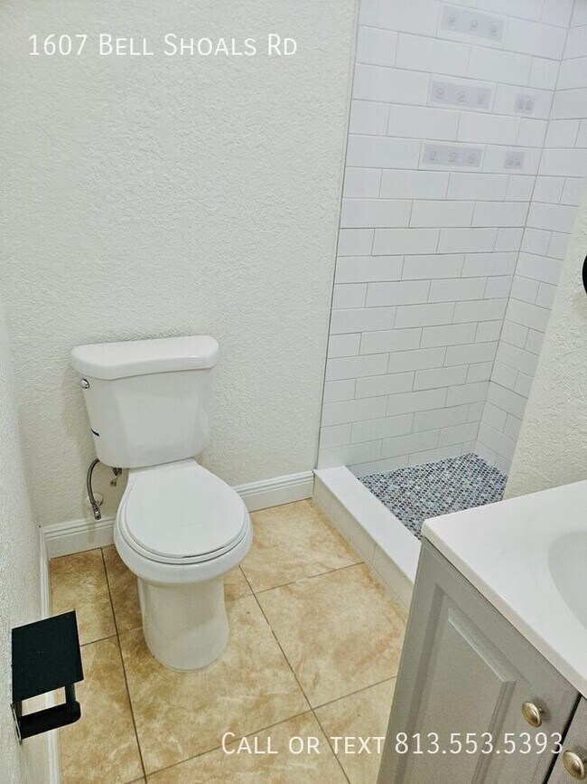 Building Photo - 1607 Bell Shoals Rd