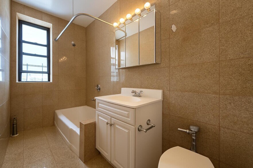 Building Photo - 660 Fort Washington Ave