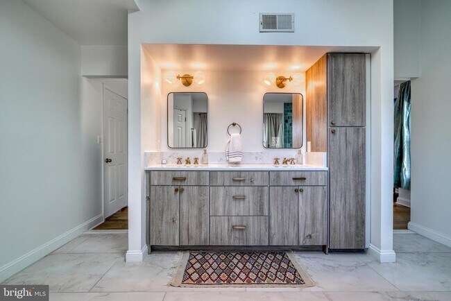 Building Photo - 14235 Masterpiece Ln