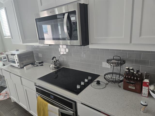 Building Photo - 160 Arrow Wood Rd