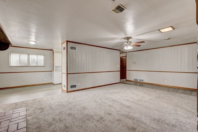 Building Photo - 3 bed 2 bath home in Bethany, OK