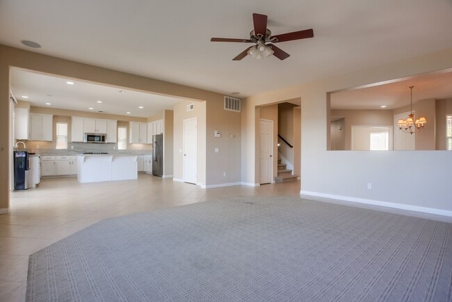 Building Photo - Spacious Rosemont 4-bedroom with Loft, and...