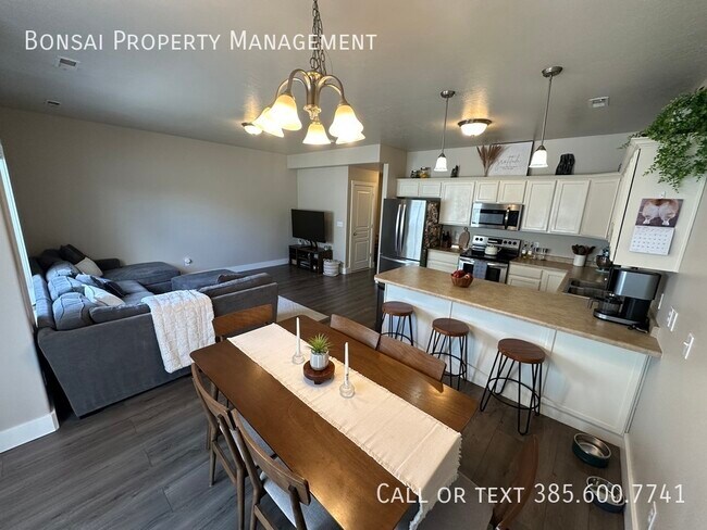 Building Photo - 1352 Stone Meadow Dr