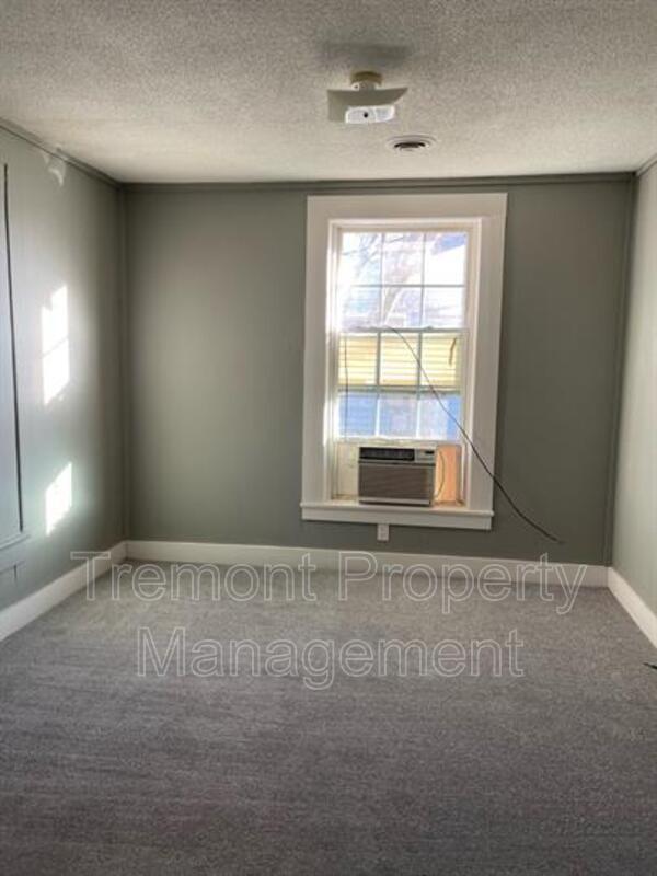 Primary Photo - 728 Indian Ave