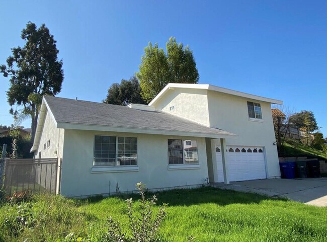 Building Photo - 18648 Klum Pl