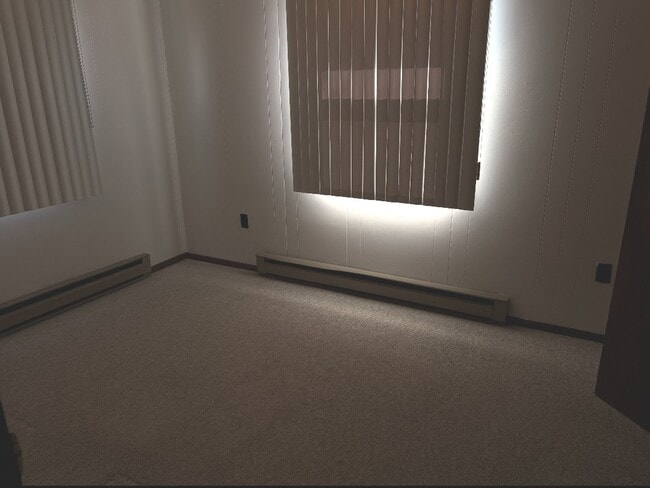 Building Photo - 17053 Lorenz Ave