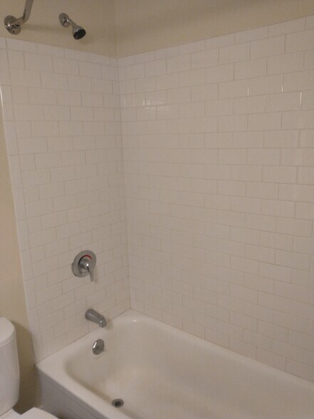 Building Photo - 7607 8th Ave NW