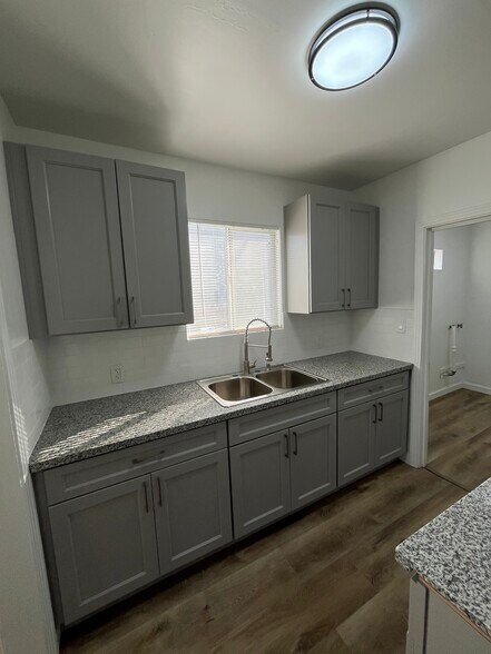 Building Photo - 480 E Monterey Ave