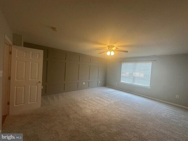 Building Photo - 3877 Shiner Ct