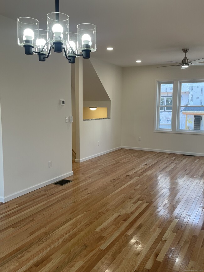 Building Photo - 455 Sherman Ave