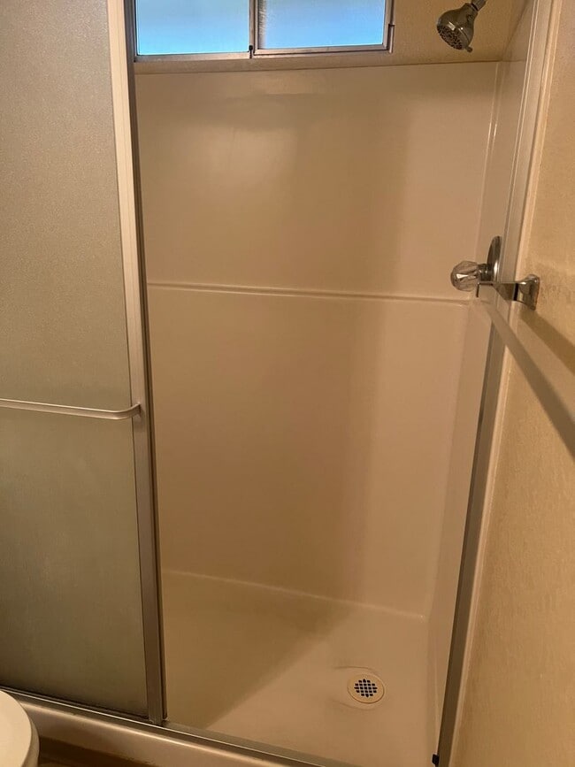 Building Photo - Great Jacksonville Location