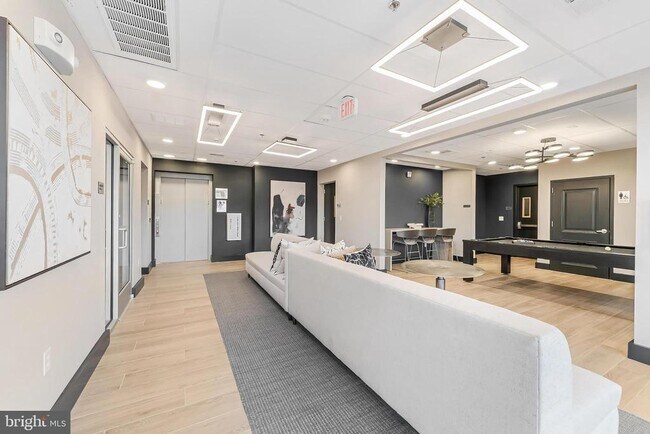 Building Photo - 21731 Dovekie Ter