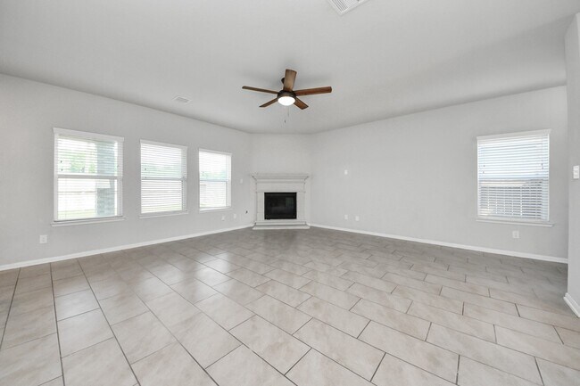 Building Photo - 4111 Fair Country Ln