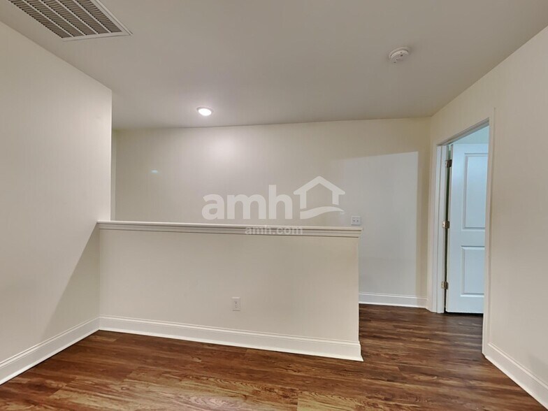 Building Photo - 126 County Rd S-18-537