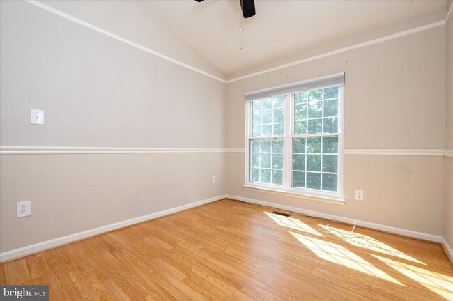 Building Photo - 2209 Commissary Cir