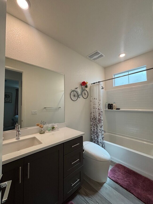 Building Photo - 5854 Maroon Pl