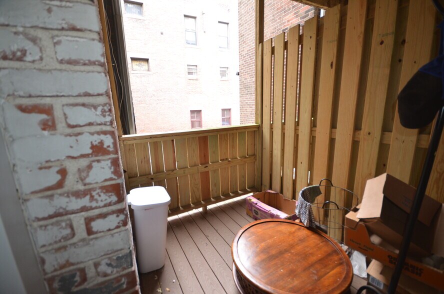 Building Photo - 1778 Beacon St