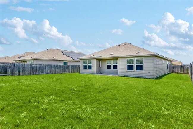 Building Photo - 421 Bluejack Wy