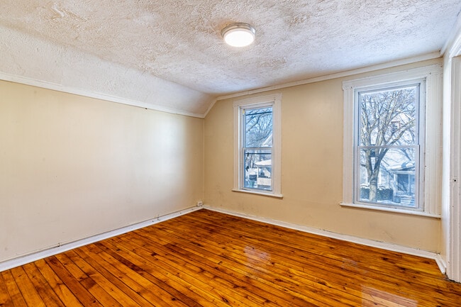 Building Photo - 447 Hawley St