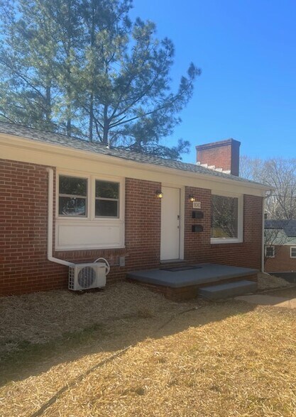 Front of home - 100 Olinda Dr