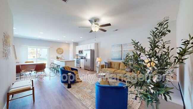 Building Photo - 2608 Sailor Rose Ln