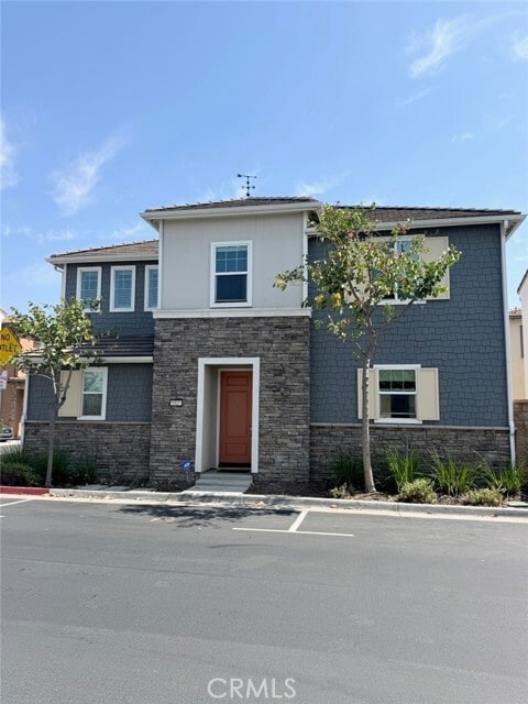 Building Photo - 5327 Mariner Ln