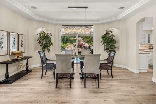 Building Photo - 6704 Rancho Lakes Ct