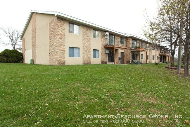 Building Photo - 2 bedroom in Delano MN 55328-5401
