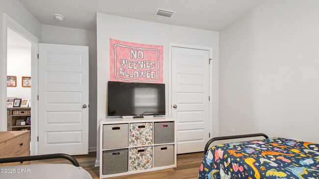Building Photo - 5044 Rivergrass Dr