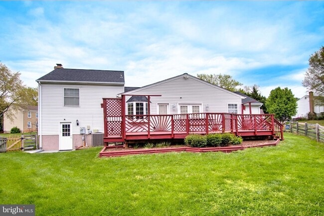 Building Photo - 10200 McKean Ct
