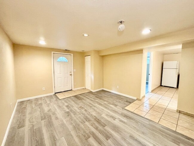 Building Photo - BALANCE OF SEPTEMBER RENT FREE!