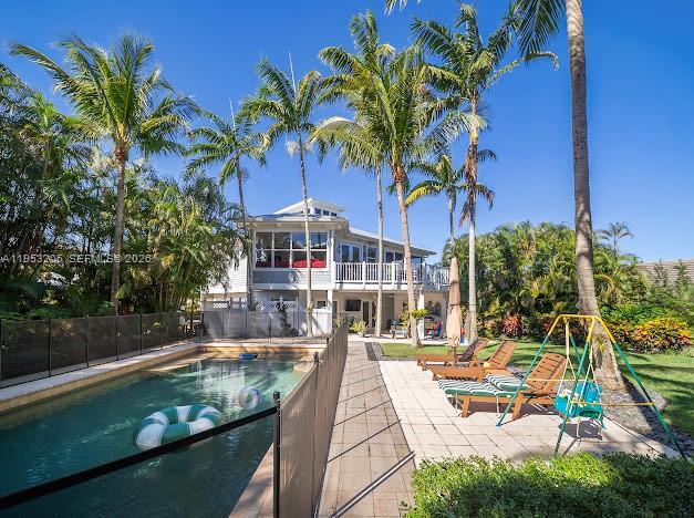 Building Photo - 17433 SE Indian Hills Dr