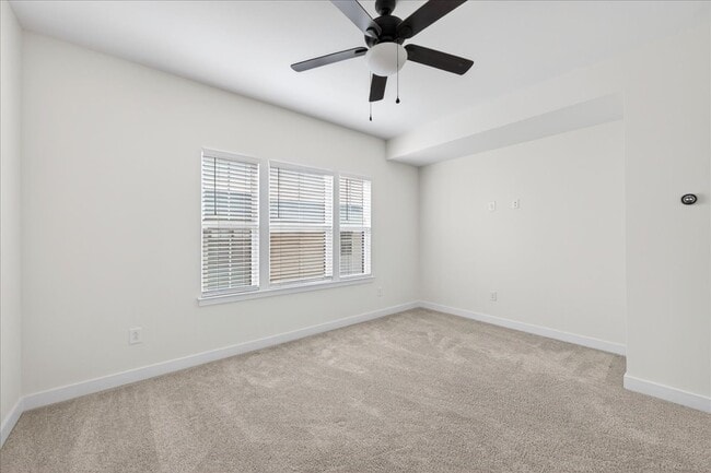 Building Photo - 530 Billingsley Rd