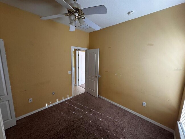 Building Photo - 1111 Hacienda Cir