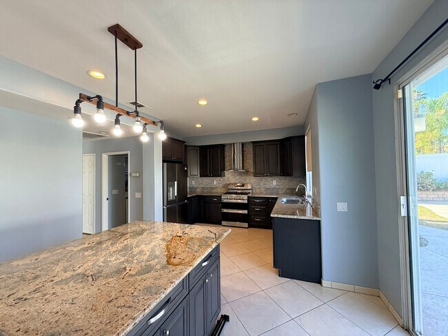 Building Photo - Stunning 5-Bedroom Pool Home in Corona is now available for rent