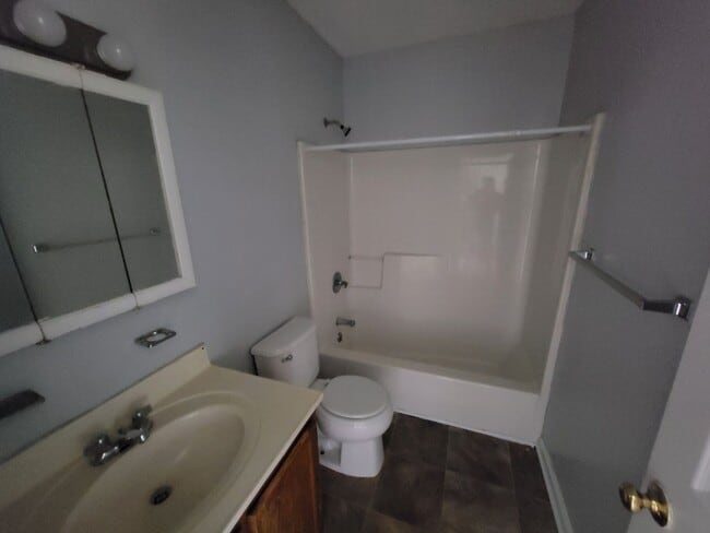 Building Photo - 3410 Calumet Pl