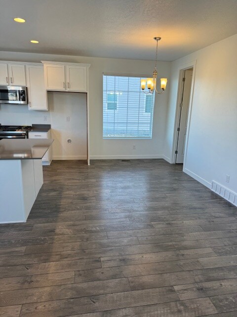 Building Photo - 2629 Barnwood Ln